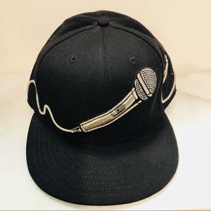 New Era 59Fifty Microphone Wrap SnapBack 7 3/4